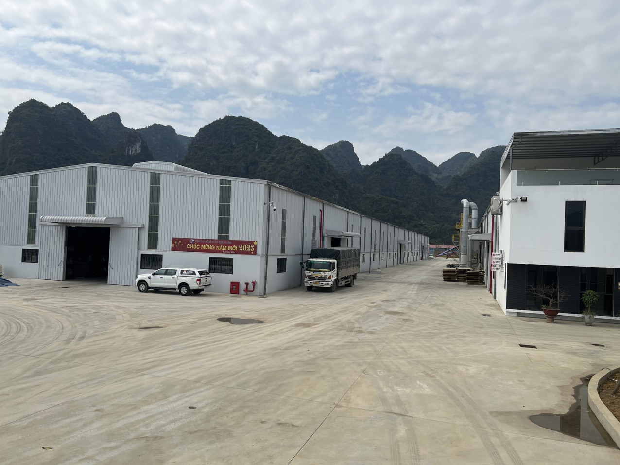 CÔNG TY CP CHẾ BIẾN GỖ HỢP THỊNH HÒA BÌNH